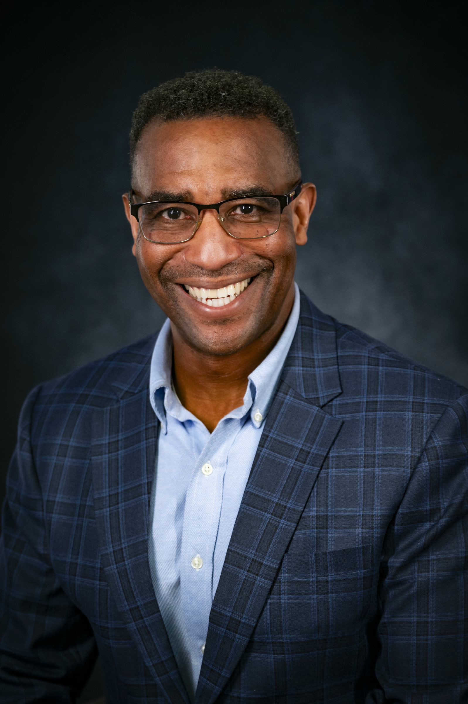 Dr. Geoffrey — America's Decision Expert
